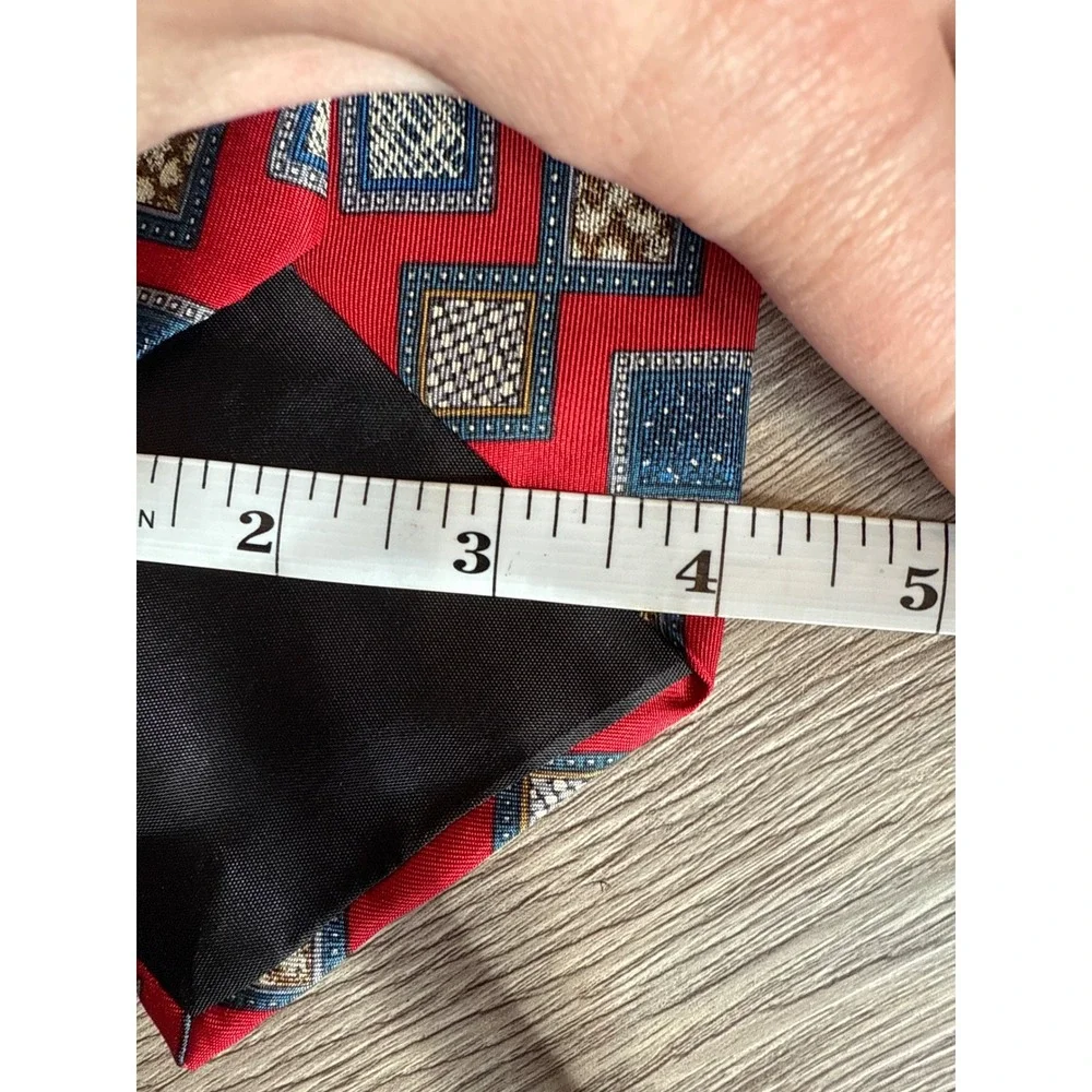 Oscar de la Renta Men's Silk Tie Red Geometric‎ Pattern Couture Collection